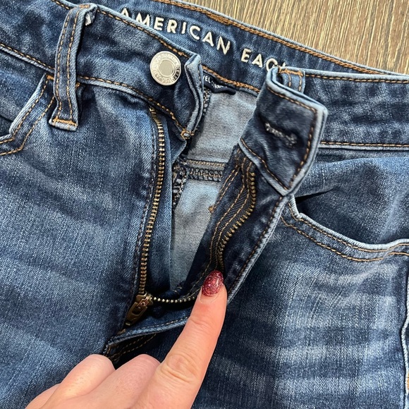 American Eagle Hi-Rise Skinny Jeans 360 Super Stretch Medium Wash Blue Size 2 - Picture 6 of 11